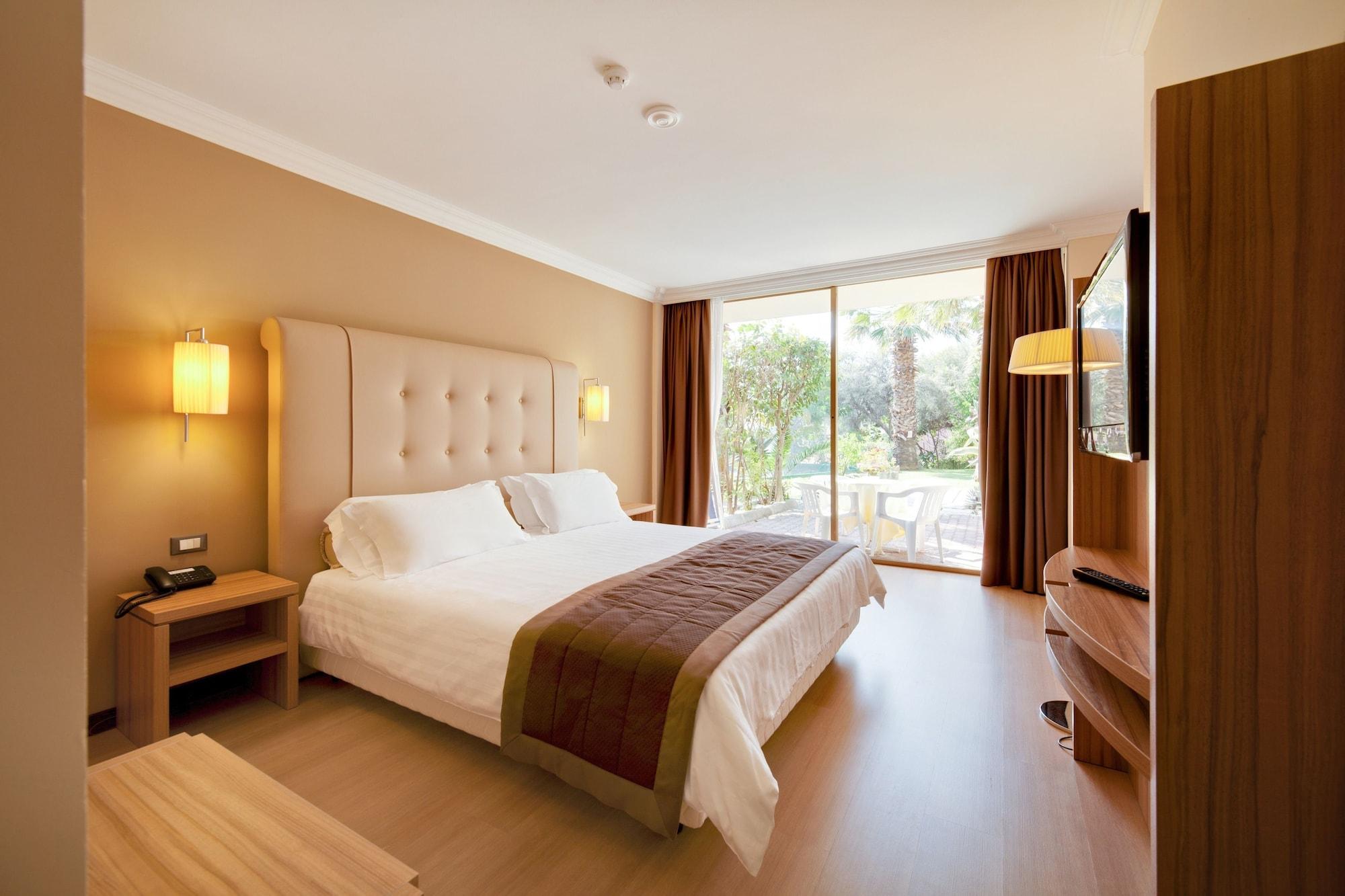 Nyala Suite Hotel Sanremo Exterior photo