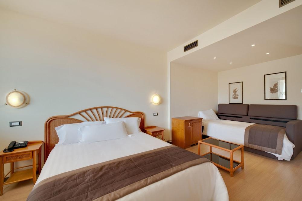 Nyala Suite Hotel Sanremo Exterior photo