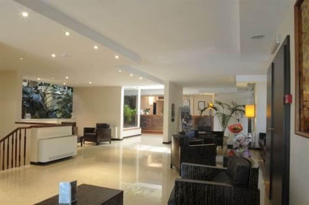 Nyala Suite Hotel Sanremo Exterior photo