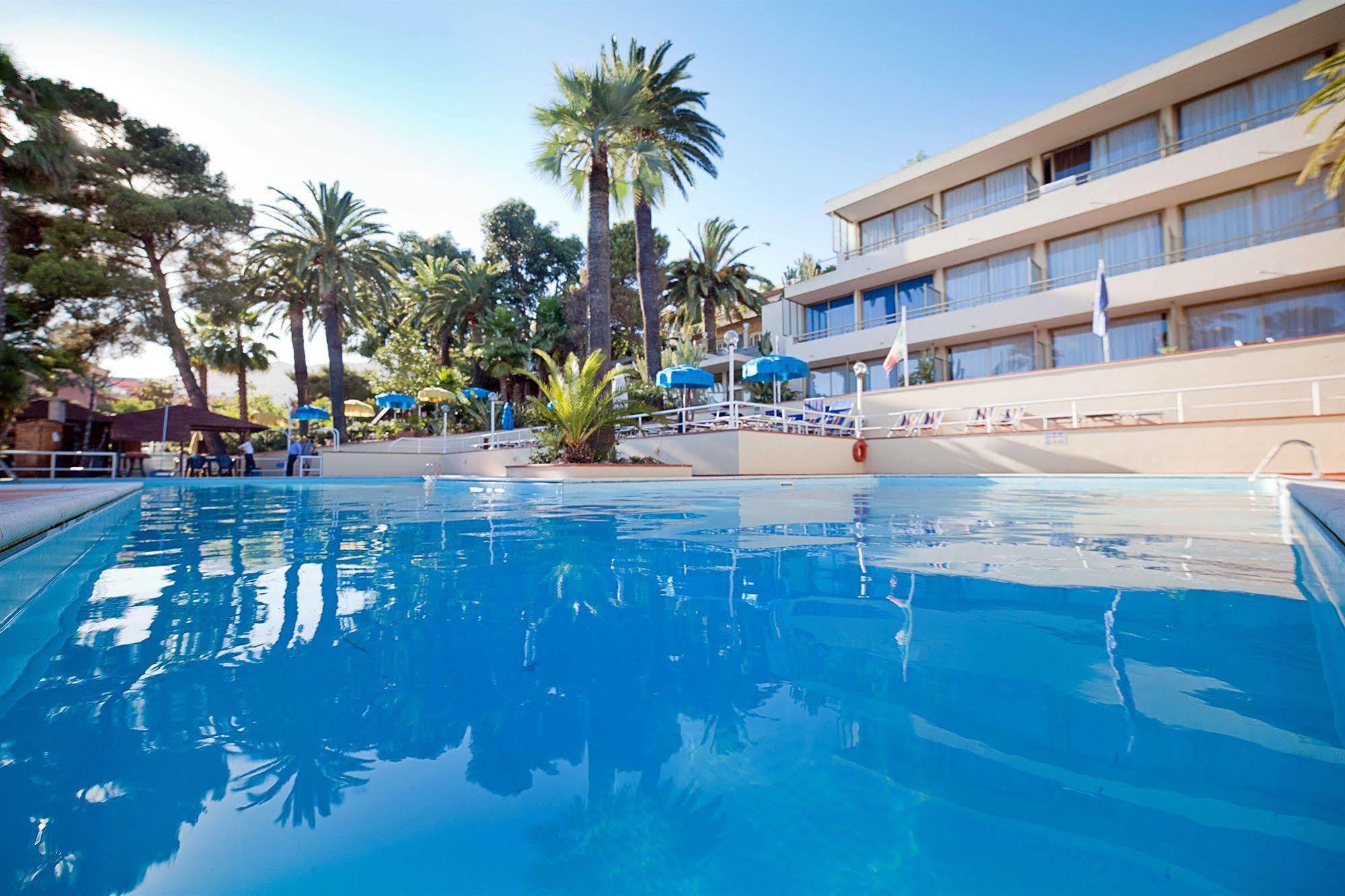 Nyala Suite Hotel Sanremo Exterior photo